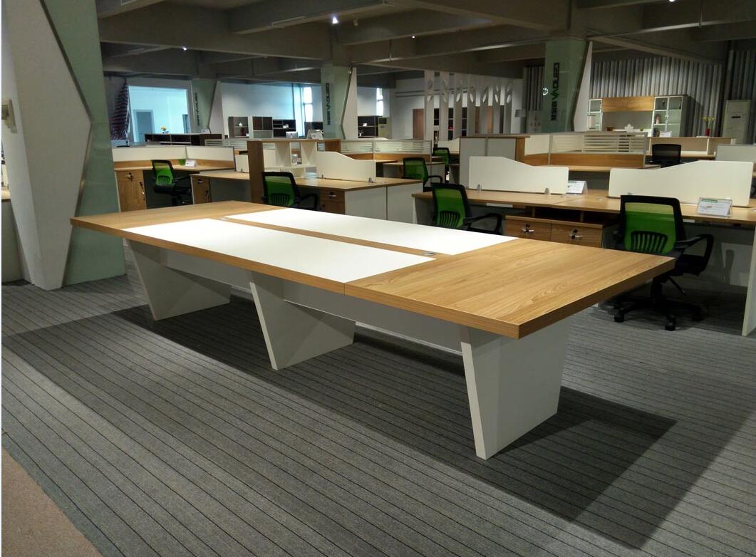 點(diǎn)擊查看商品:會(huì)議桌7